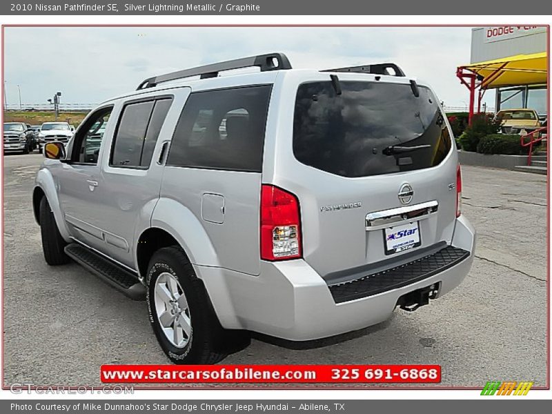 Silver Lightning Metallic / Graphite 2010 Nissan Pathfinder SE