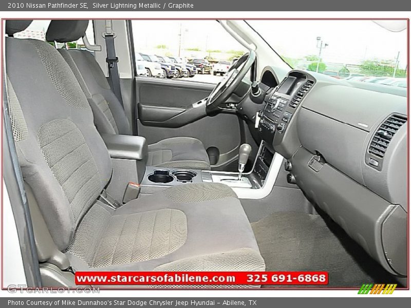 Silver Lightning Metallic / Graphite 2010 Nissan Pathfinder SE