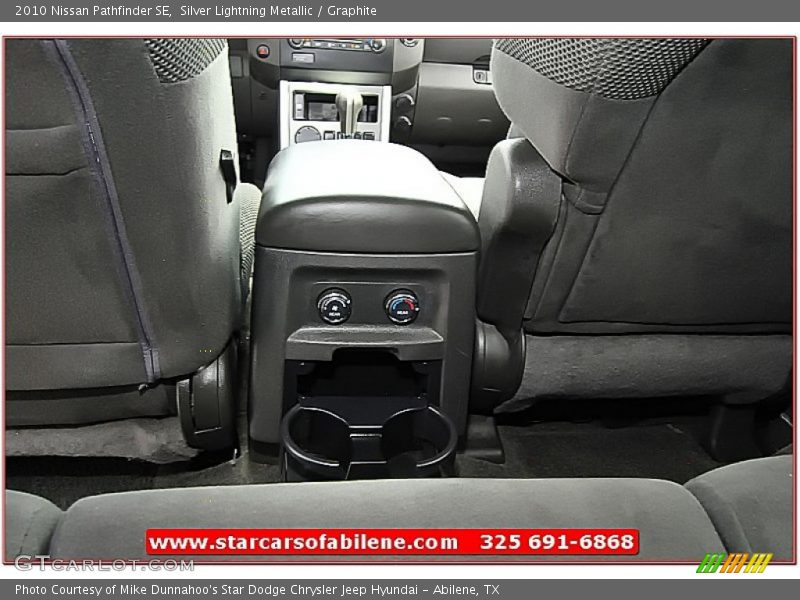 Silver Lightning Metallic / Graphite 2010 Nissan Pathfinder SE