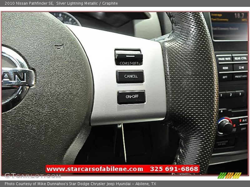 Silver Lightning Metallic / Graphite 2010 Nissan Pathfinder SE