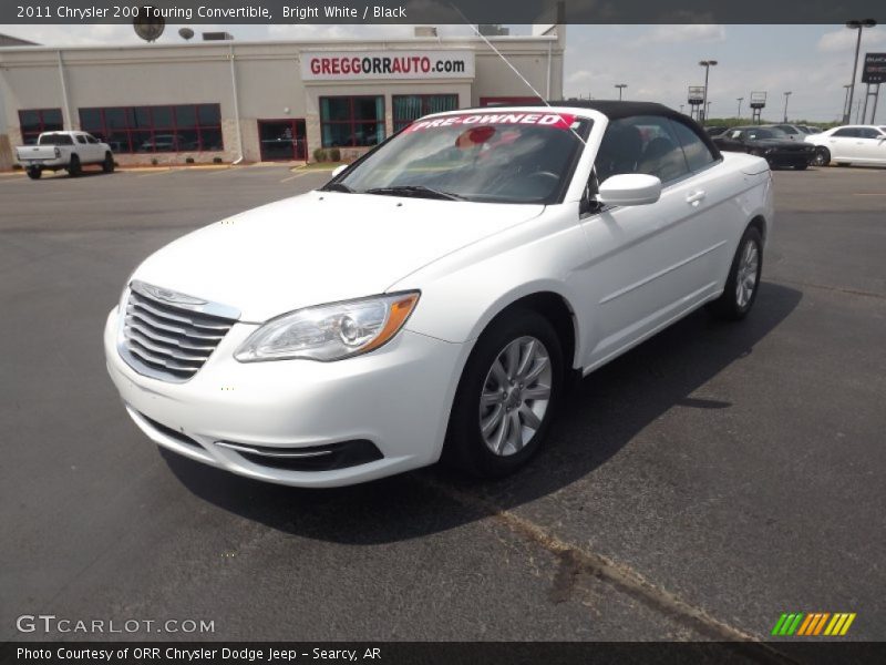 Bright White / Black 2011 Chrysler 200 Touring Convertible
