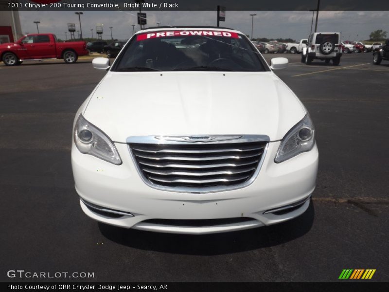 Bright White / Black 2011 Chrysler 200 Touring Convertible