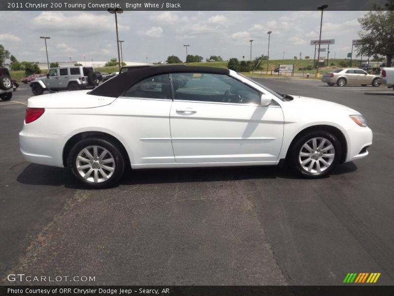 Bright White / Black 2011 Chrysler 200 Touring Convertible