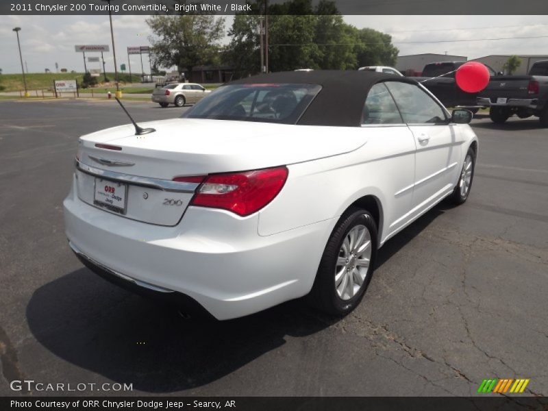 Bright White / Black 2011 Chrysler 200 Touring Convertible