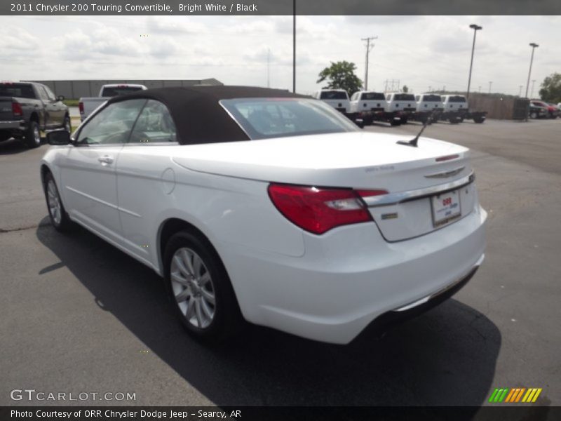 Bright White / Black 2011 Chrysler 200 Touring Convertible