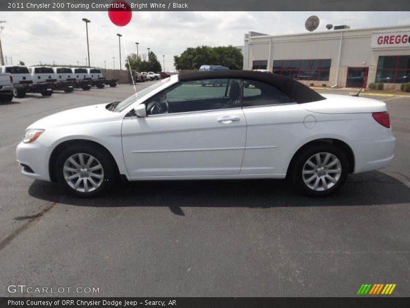 Bright White / Black 2011 Chrysler 200 Touring Convertible