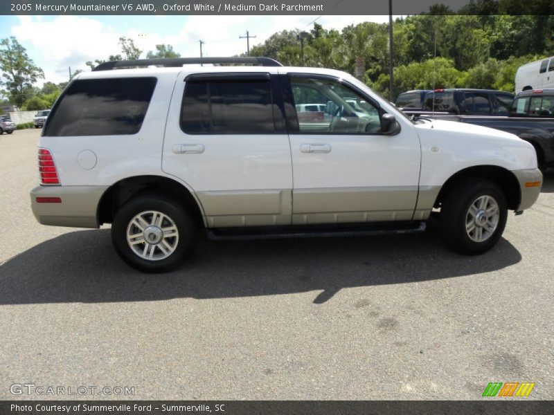 Oxford White / Medium Dark Parchment 2005 Mercury Mountaineer V6 AWD