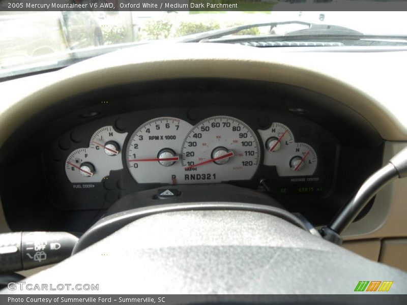 Oxford White / Medium Dark Parchment 2005 Mercury Mountaineer V6 AWD