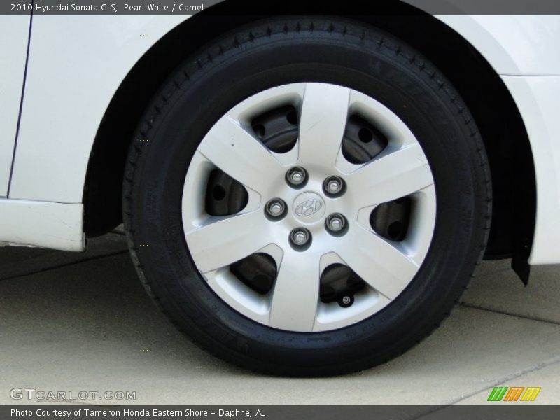 Pearl White / Camel 2010 Hyundai Sonata GLS