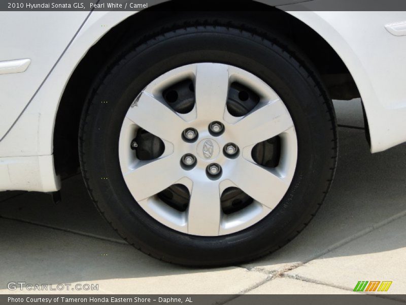 Pearl White / Camel 2010 Hyundai Sonata GLS