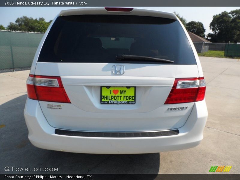 Taffeta White / Ivory 2005 Honda Odyssey EX