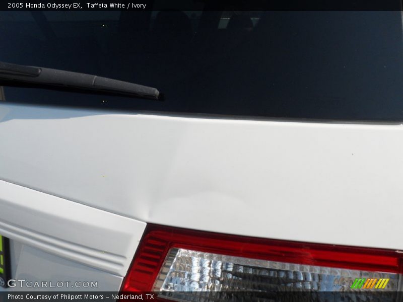 Taffeta White / Ivory 2005 Honda Odyssey EX