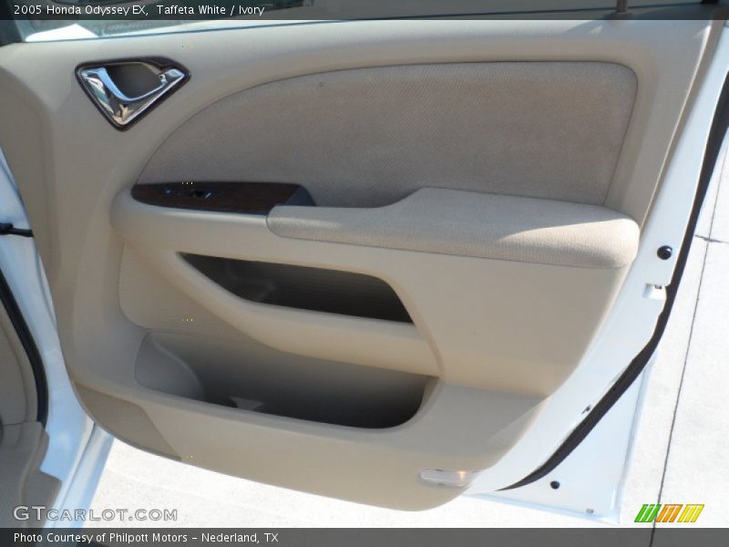 Taffeta White / Ivory 2005 Honda Odyssey EX