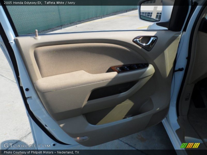 Taffeta White / Ivory 2005 Honda Odyssey EX