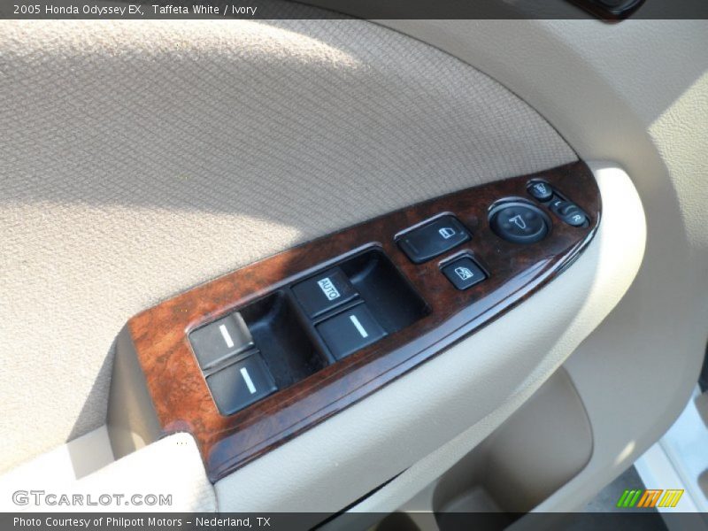 Taffeta White / Ivory 2005 Honda Odyssey EX