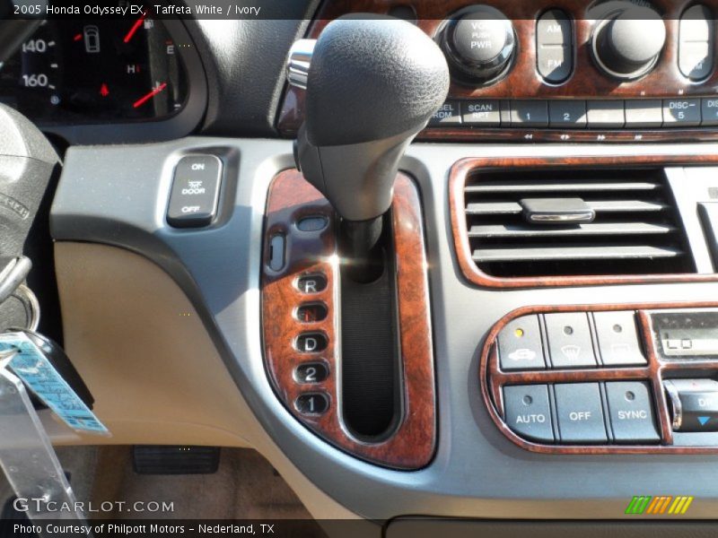 Taffeta White / Ivory 2005 Honda Odyssey EX