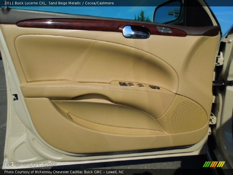 Sand Beige Metallic / Cocoa/Cashmere 2011 Buick Lucerne CXL