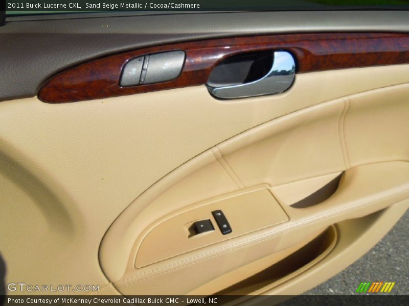 Sand Beige Metallic / Cocoa/Cashmere 2011 Buick Lucerne CXL