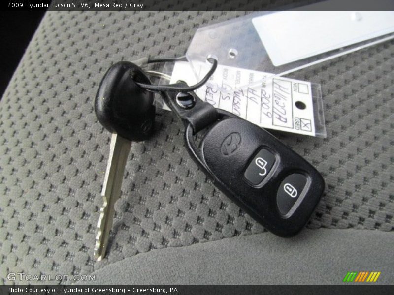 Mesa Red / Gray 2009 Hyundai Tucson SE V6