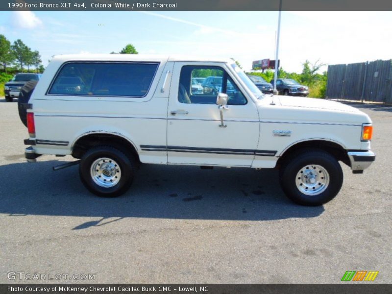 Colonial White / Dark Charcoal 1990 Ford Bronco XLT 4x4