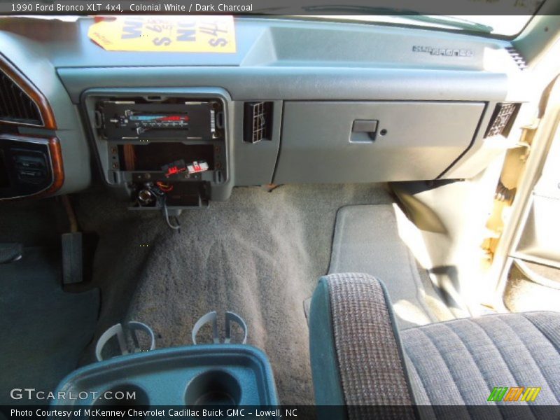 Colonial White / Dark Charcoal 1990 Ford Bronco XLT 4x4