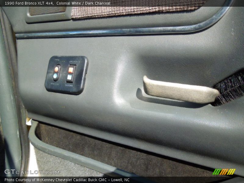 Colonial White / Dark Charcoal 1990 Ford Bronco XLT 4x4