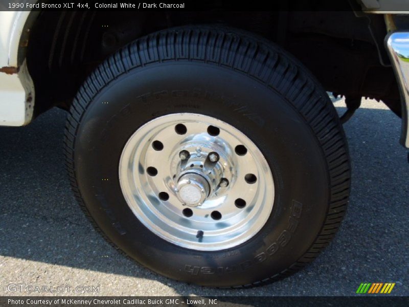 Colonial White / Dark Charcoal 1990 Ford Bronco XLT 4x4