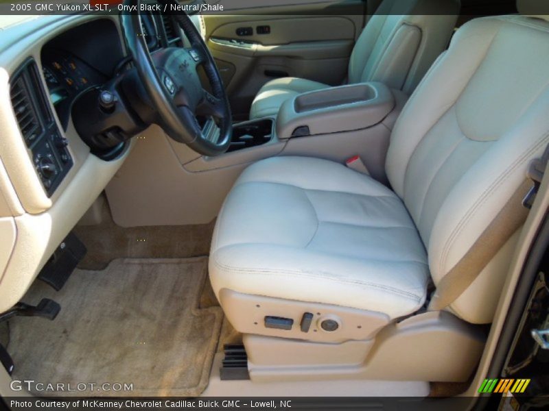 Onyx Black / Neutral/Shale 2005 GMC Yukon XL SLT