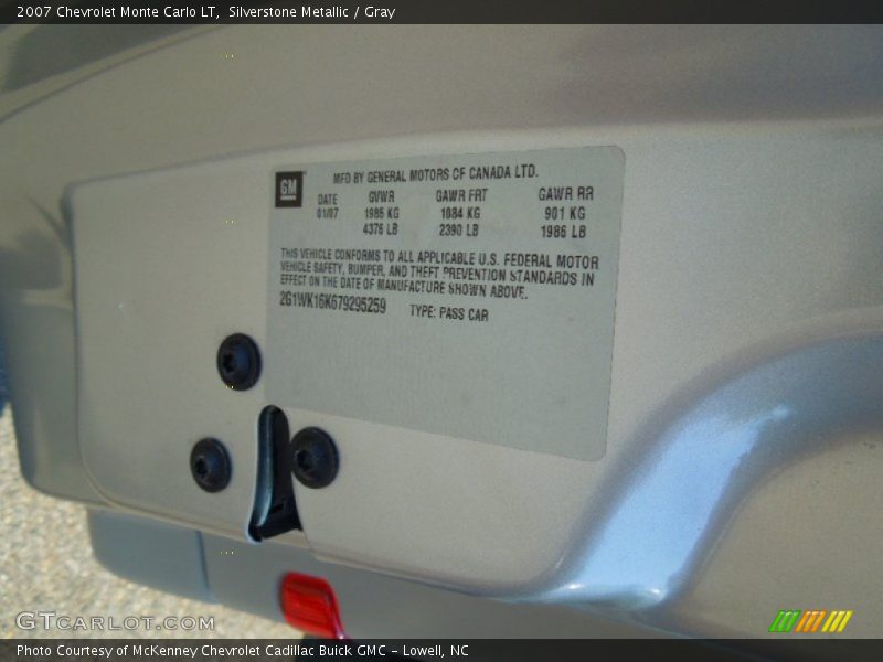 Silverstone Metallic / Gray 2007 Chevrolet Monte Carlo LT