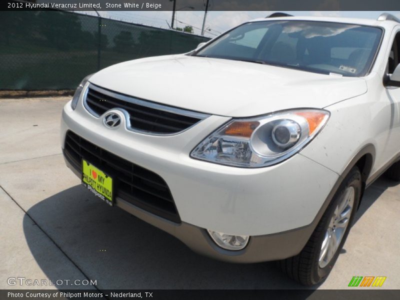 Stone White / Beige 2012 Hyundai Veracruz Limited