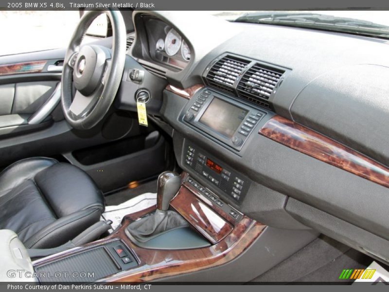 Dashboard of 2005 X5 4.8is