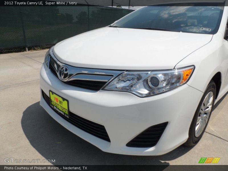 Super White / Ivory 2012 Toyota Camry LE
