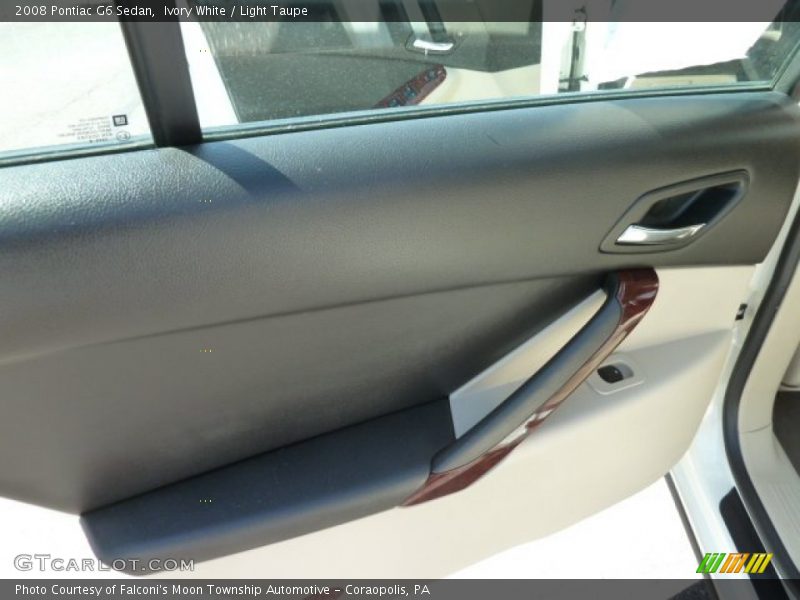 Ivory White / Light Taupe 2008 Pontiac G6 Sedan