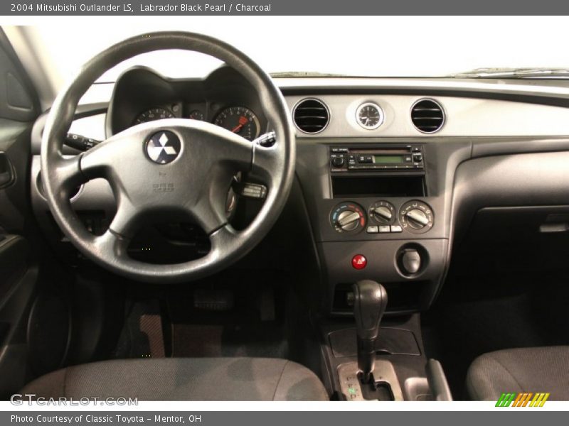 Labrador Black Pearl / Charcoal 2004 Mitsubishi Outlander LS