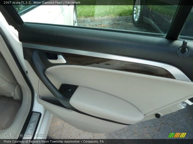 White Diamond Pearl / Parchment 2007 Acura TL 3.2