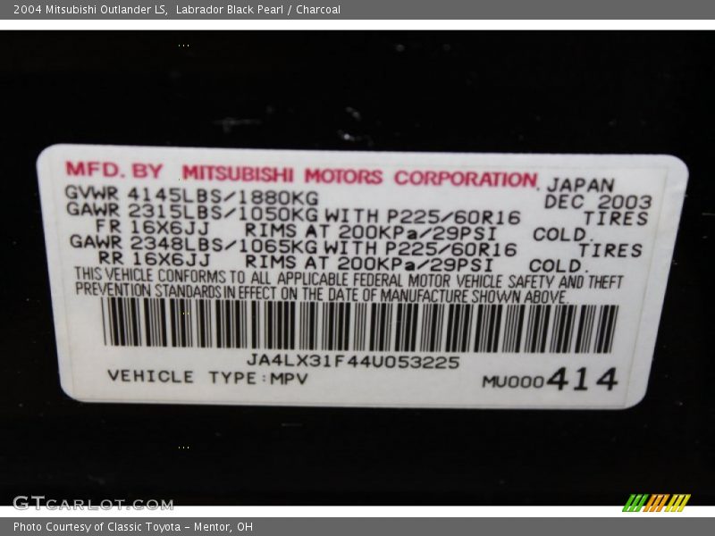Labrador Black Pearl / Charcoal 2004 Mitsubishi Outlander LS