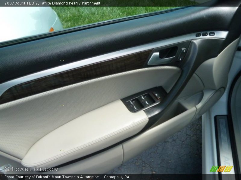 White Diamond Pearl / Parchment 2007 Acura TL 3.2