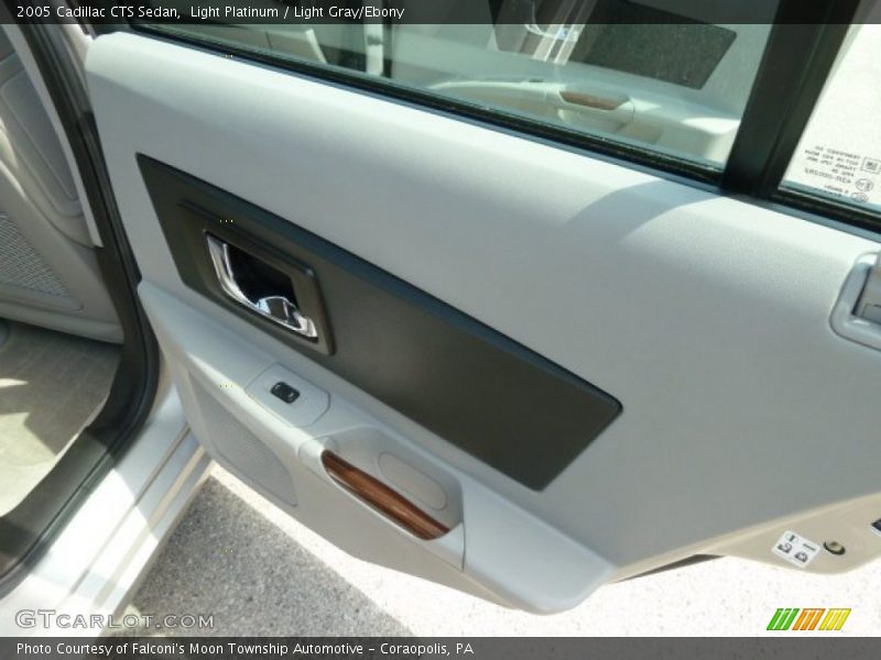 Light Platinum / Light Gray/Ebony 2005 Cadillac CTS Sedan