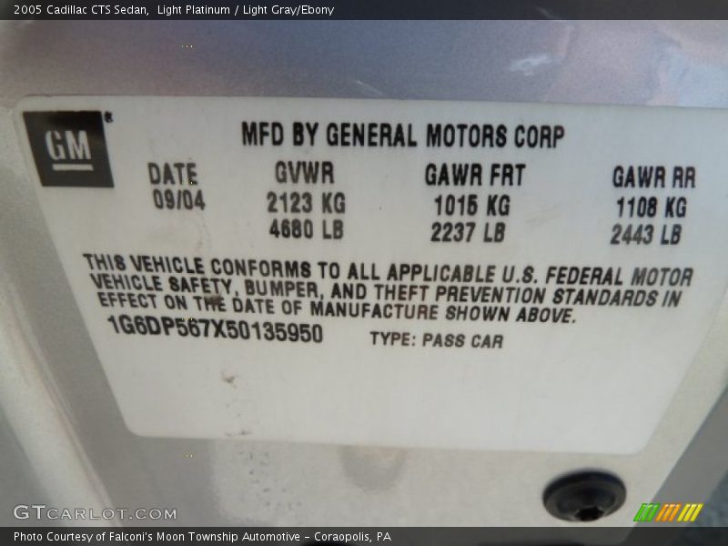 Light Platinum / Light Gray/Ebony 2005 Cadillac CTS Sedan