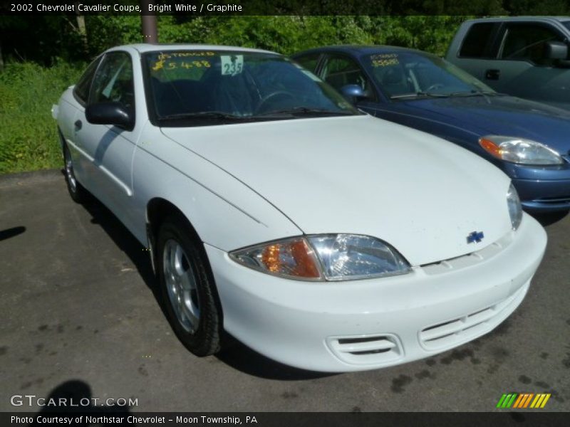 Bright White / Graphite 2002 Chevrolet Cavalier Coupe