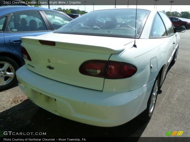 Bright White / Graphite 2002 Chevrolet Cavalier Coupe