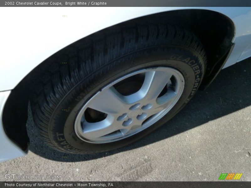 Bright White / Graphite 2002 Chevrolet Cavalier Coupe