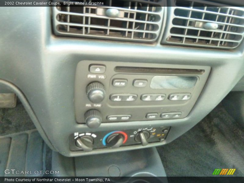 Bright White / Graphite 2002 Chevrolet Cavalier Coupe