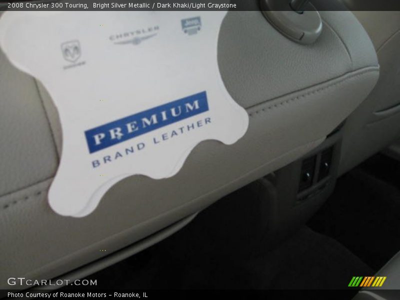 Bright Silver Metallic / Dark Khaki/Light Graystone 2008 Chrysler 300 Touring