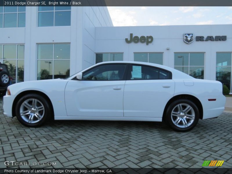 Bright White / Black 2011 Dodge Charger SE