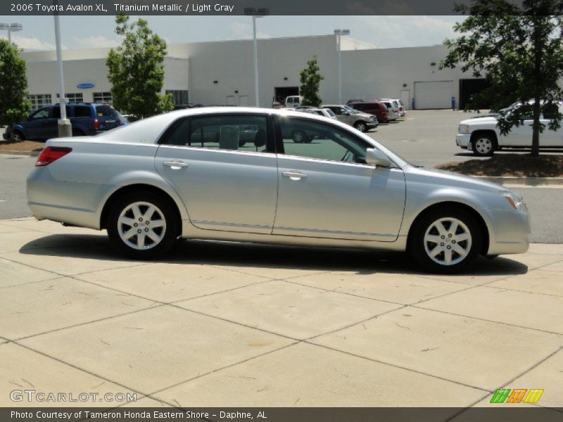 Titanium Metallic / Light Gray 2006 Toyota Avalon XL