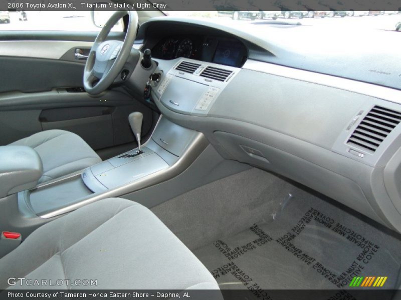 Titanium Metallic / Light Gray 2006 Toyota Avalon XL