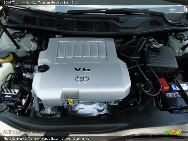 Titanium Metallic / Light Gray 2006 Toyota Avalon XL
