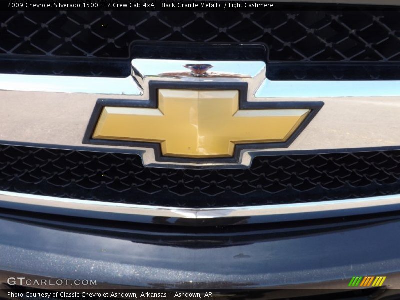 Black Granite Metallic / Light Cashmere 2009 Chevrolet Silverado 1500 LTZ Crew Cab 4x4