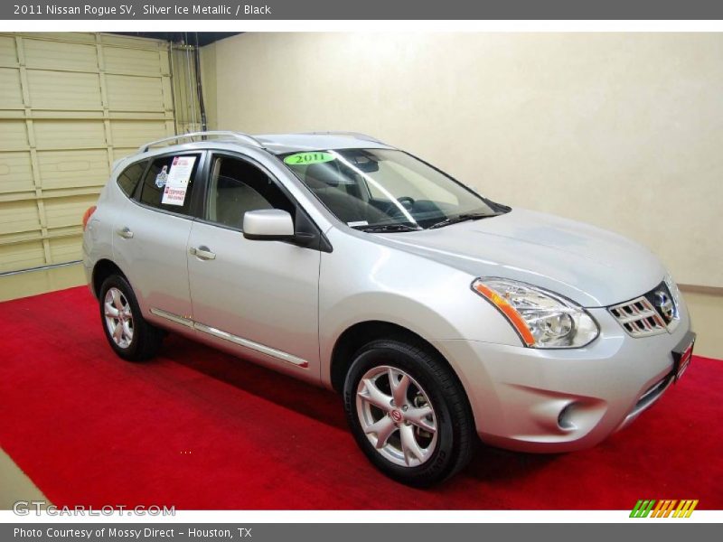 Silver Ice Metallic / Black 2011 Nissan Rogue SV